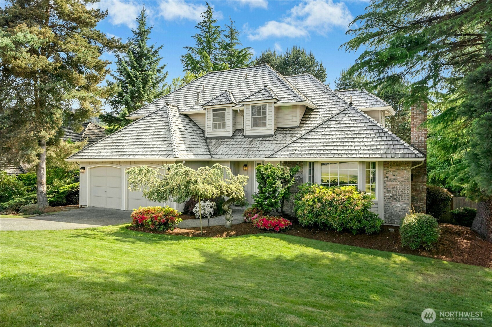 Property Photo: 17217 SE 47th Street WA 98006