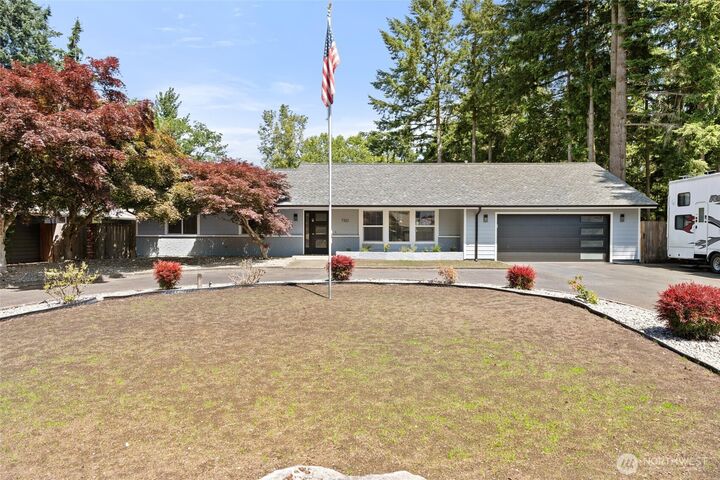 Property Photo:  7102  Sierra Drive SE  WA 98503