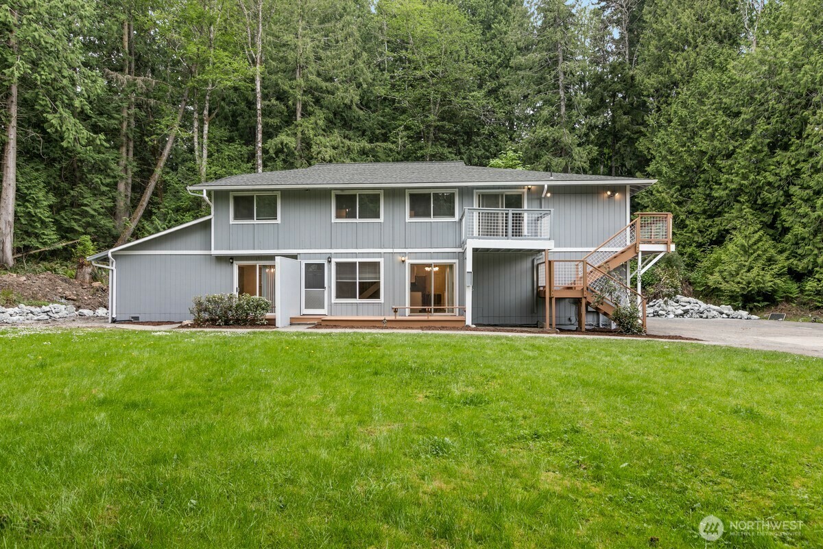 Property Photo: 1209 Euclid Avenue WA 98229