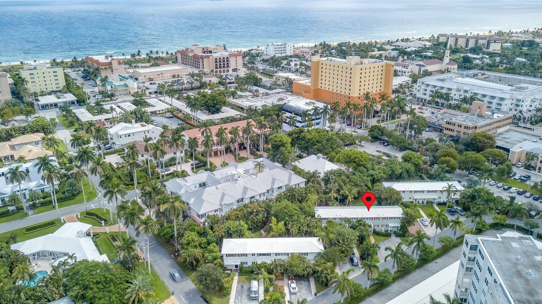 Property Photo: 35 East Road FL 33483