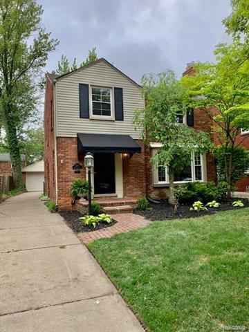 Property Photo: 1701 Prestwick Road MI 48236