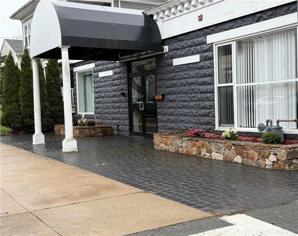 Property Photo:  413 High Street  RI 02809 