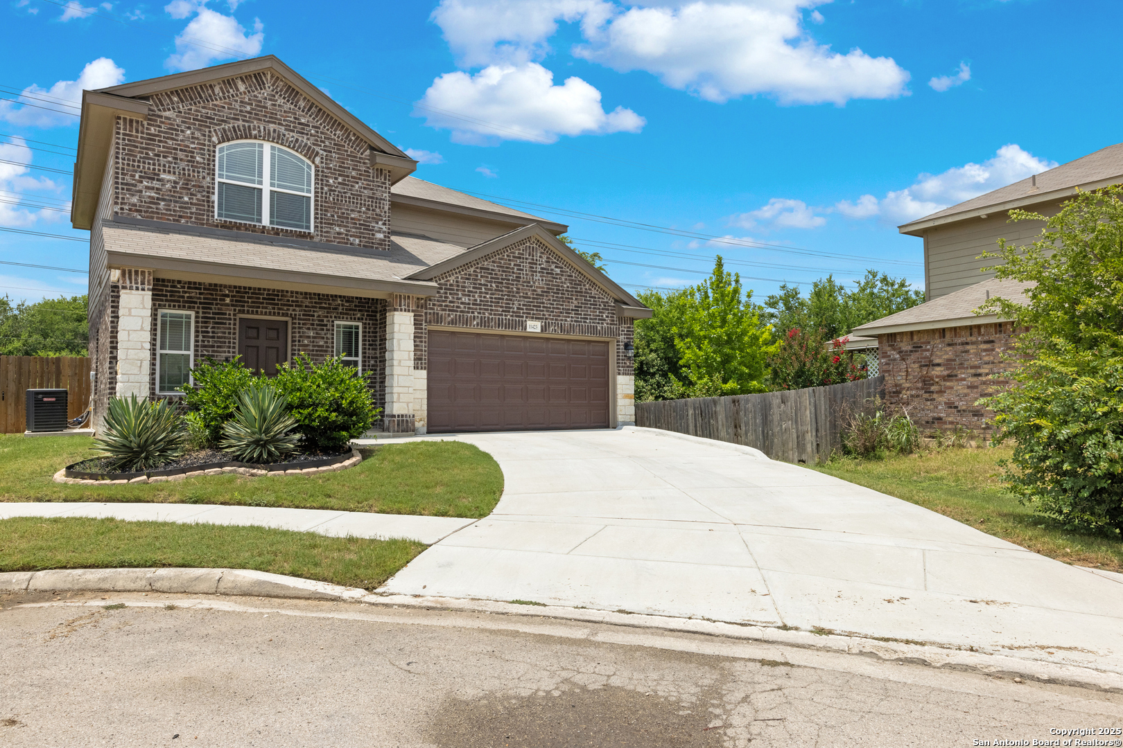 Property Photo: 11423 Roadrunner TX 78245