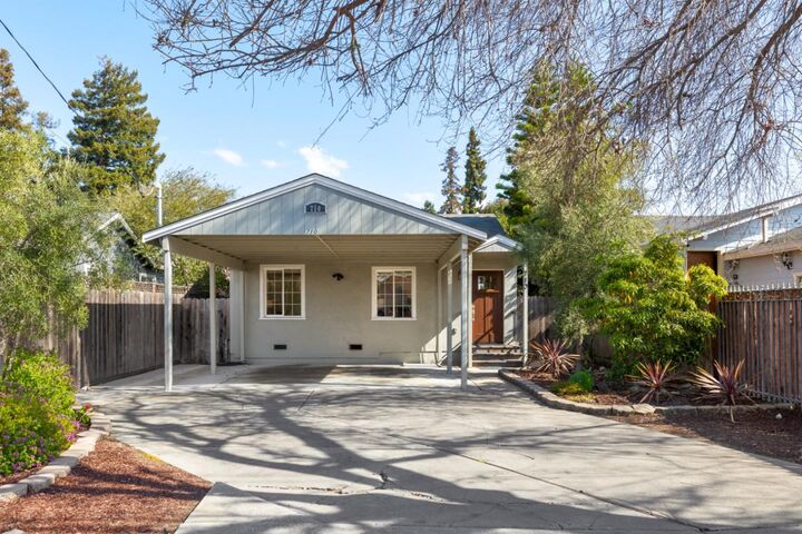 Property Photo: 710 5th Ave CA 94063