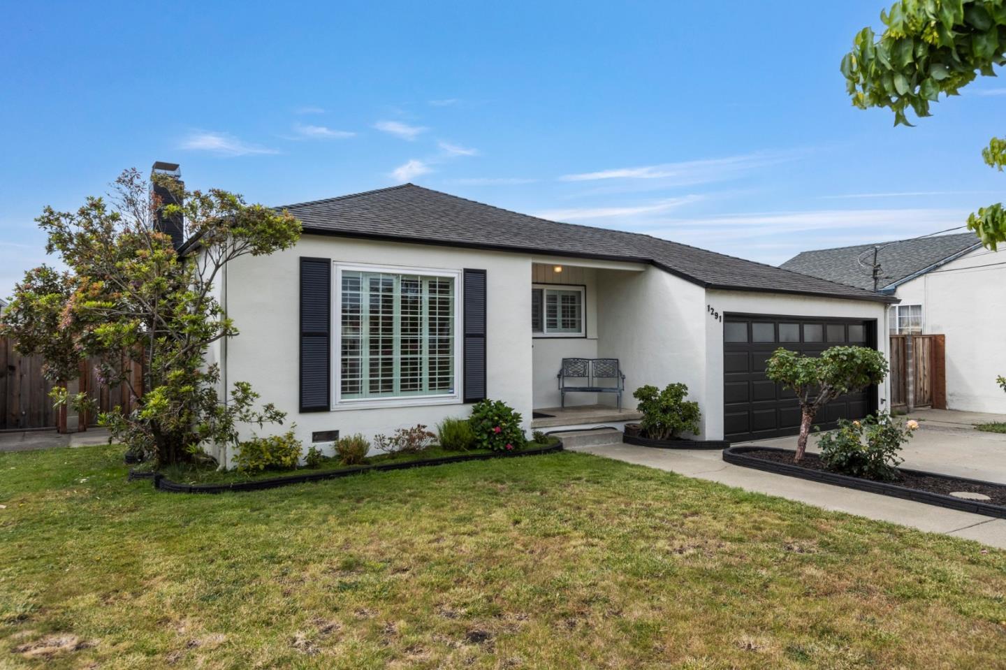 Property Photo: 1291 Linton Street CA 94577