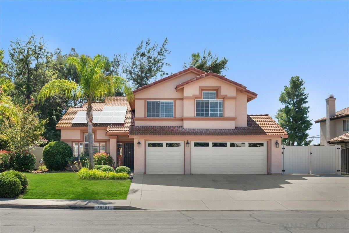 39201 Dovetree Drive  Murrieta CA 92563 photo