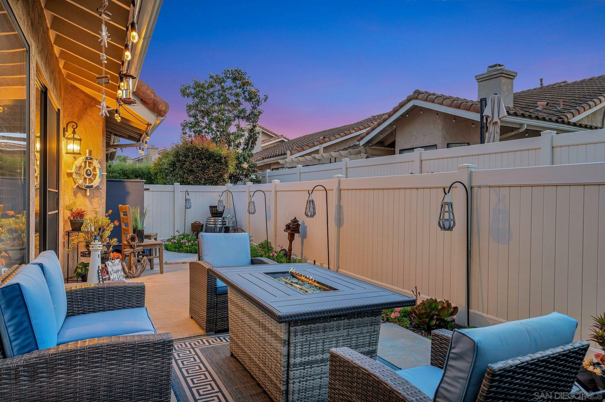 Property Photo: 15628 Via Marchena CA 92128
