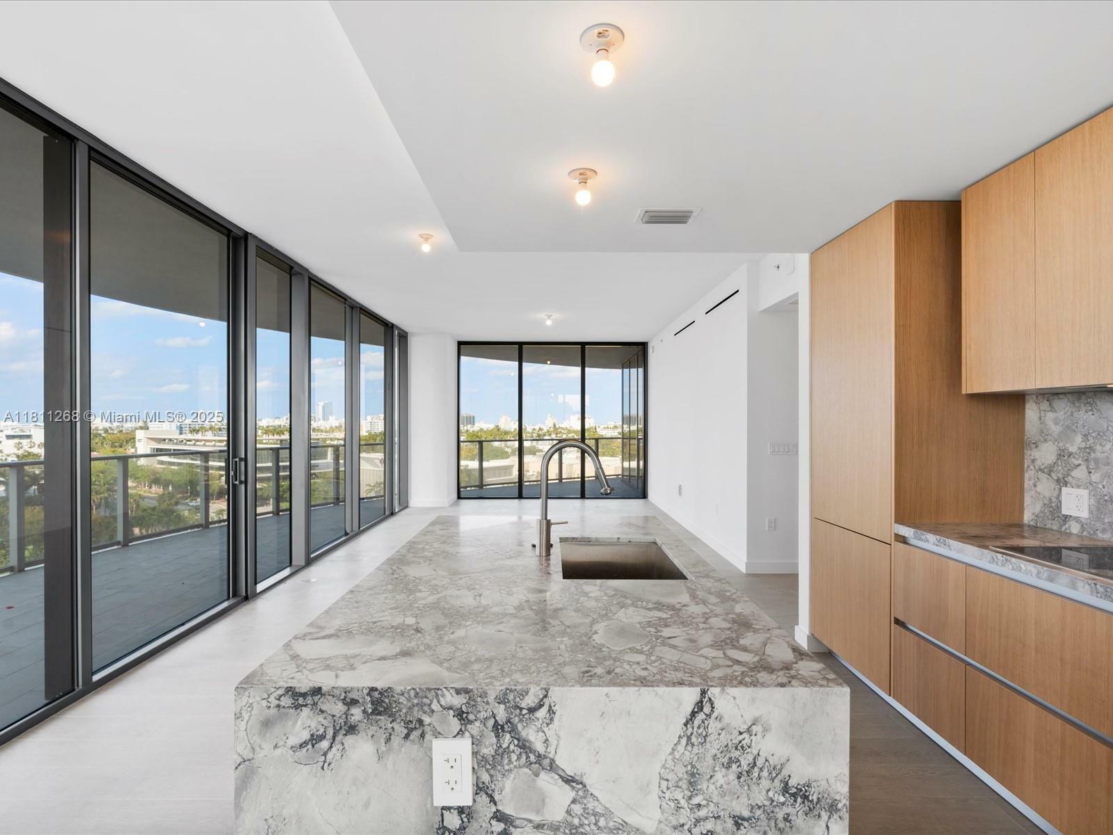 Property Photo: 500 Alton Rd 805 FL 33139