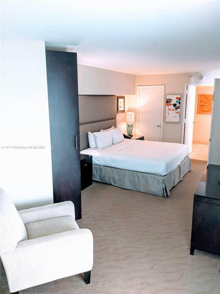 Property Photo: 2670 E Sunrise Blvd 523 FL 33304