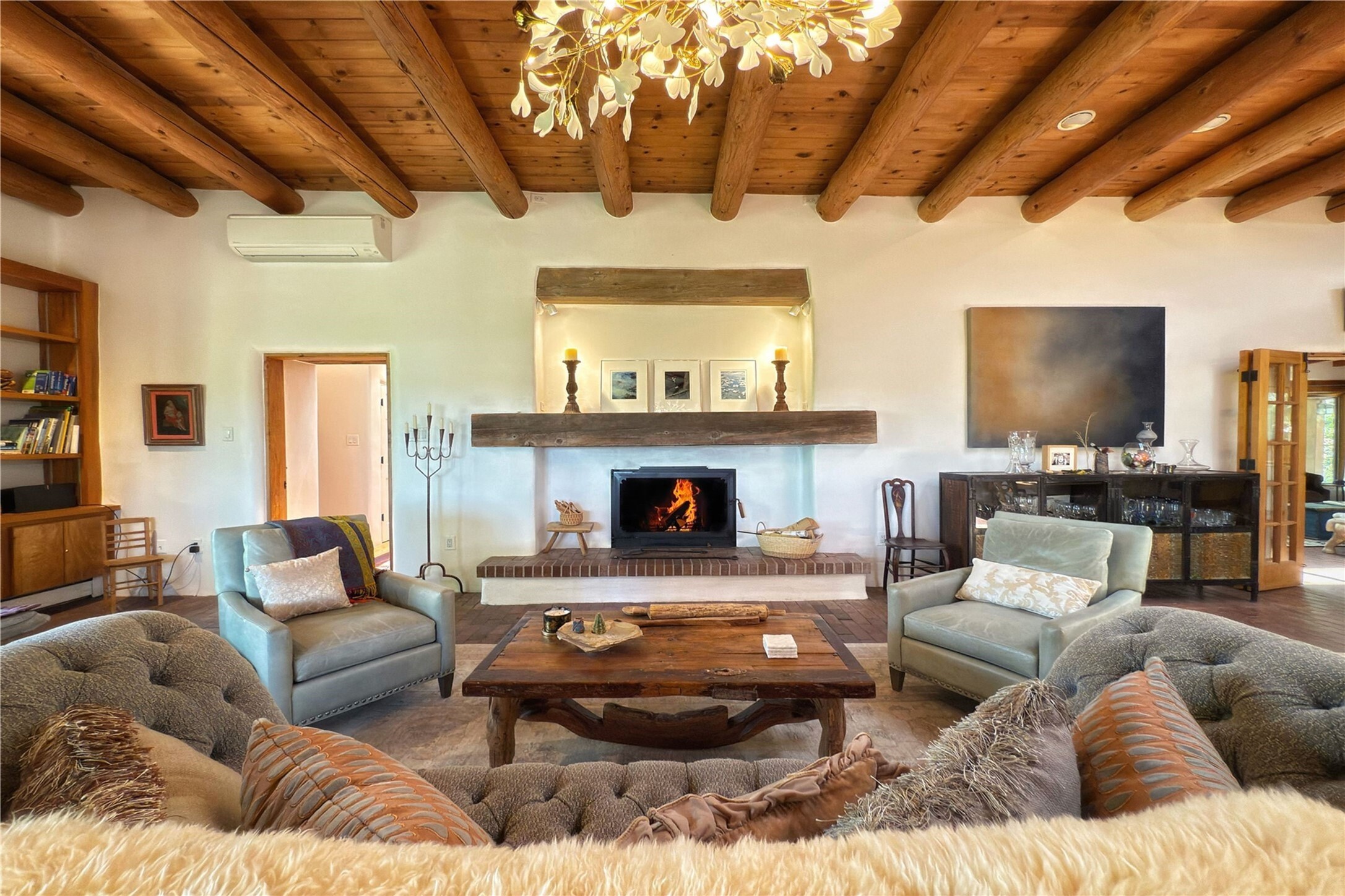 Property Photo: 559 Camino Del Monte Sol NM 87505