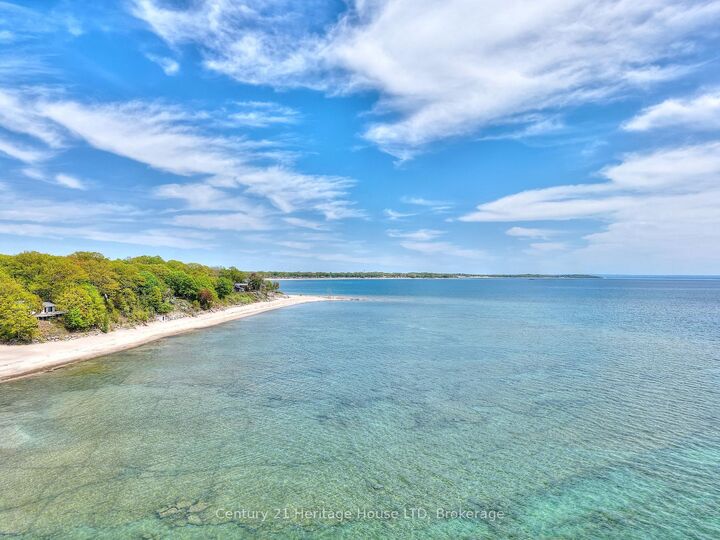 Property Photo:  2901 Vimy Road  ON L3K 5V3