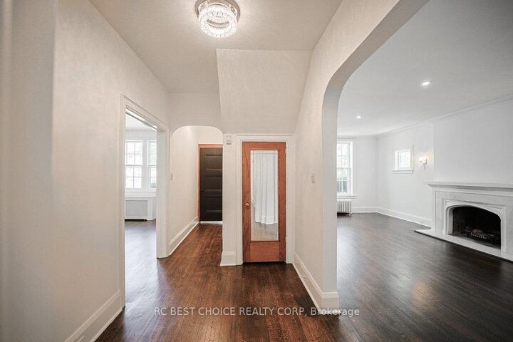Property Photo: 29 Whitehall Road ON M4W 2C5