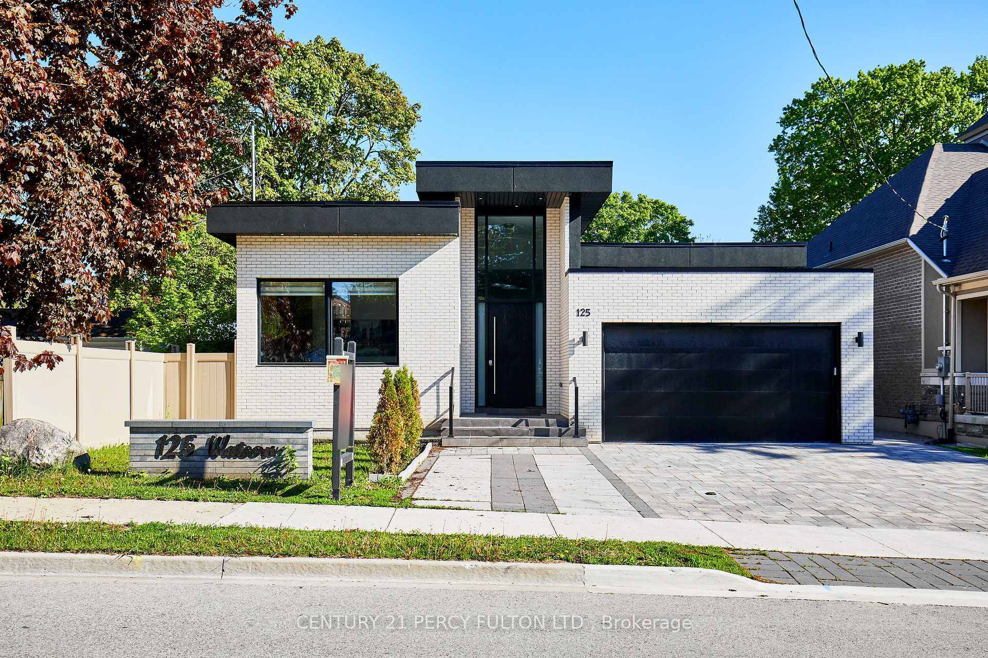 125 Watson Street E  Whitby ON L1N 1A4 photo