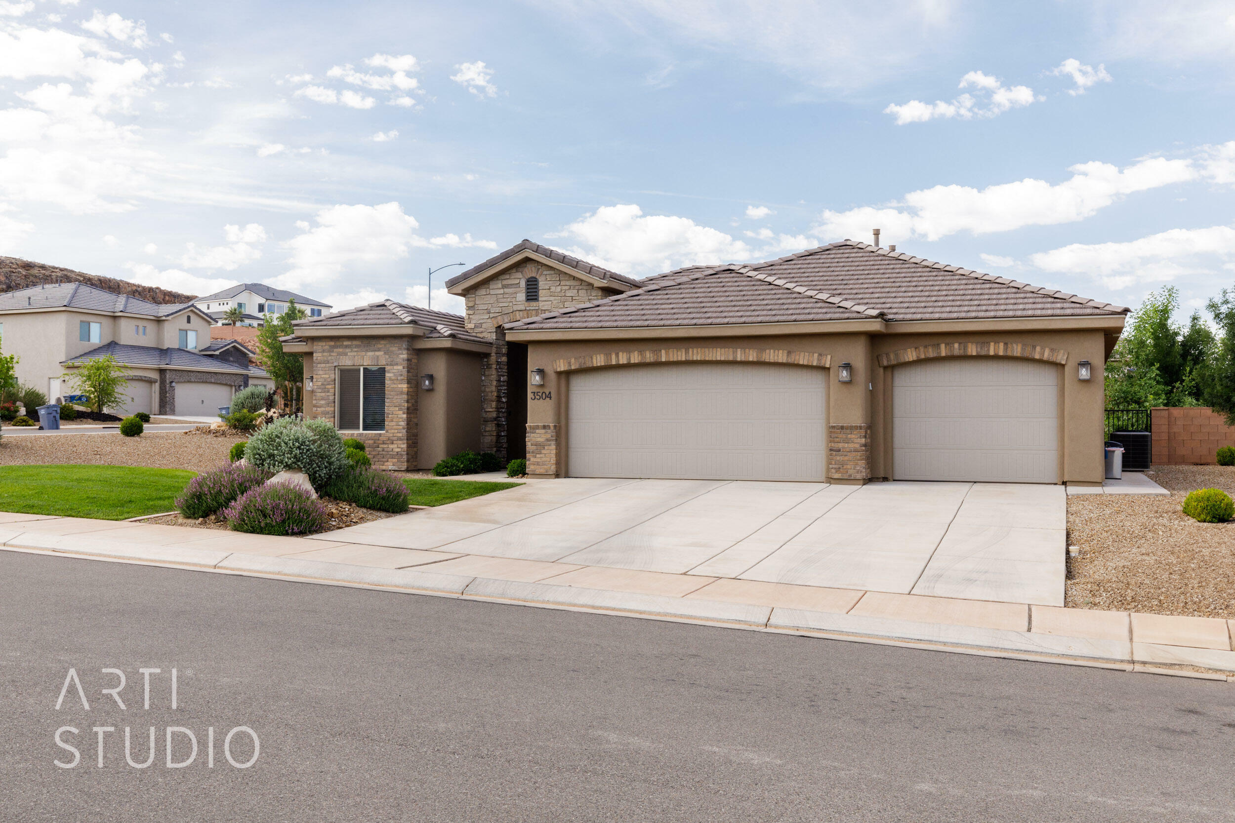 Property Photo: 3504 E 3140 S UT 84790
