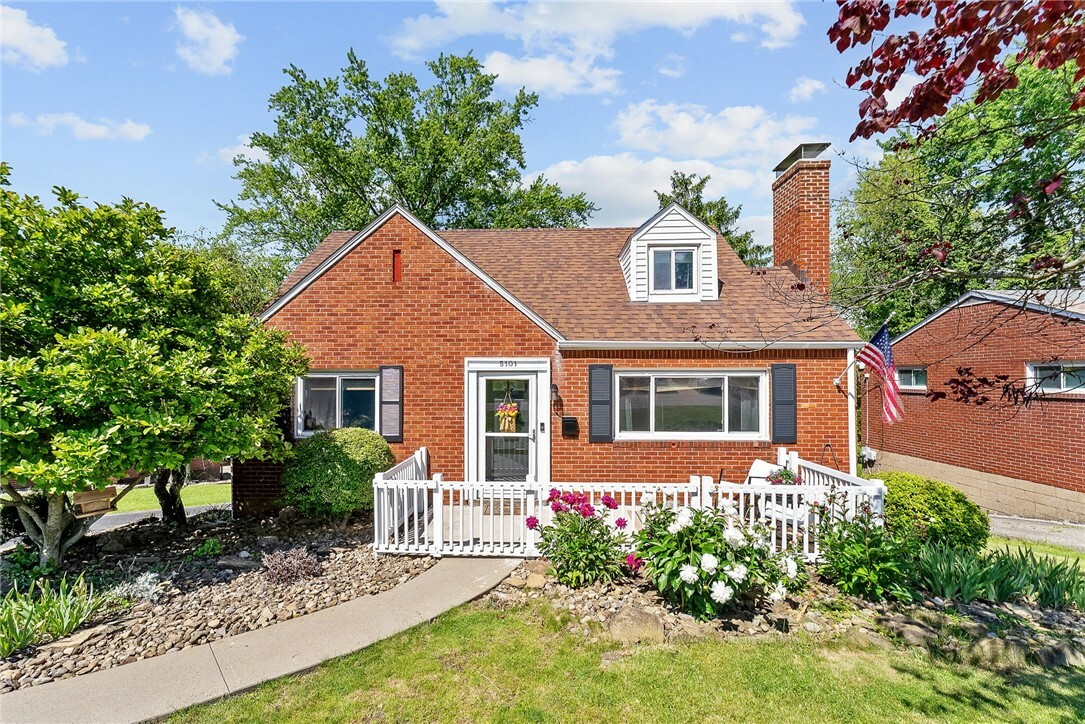 Property Photo:  5101 Azalea Dr  PA 15236 