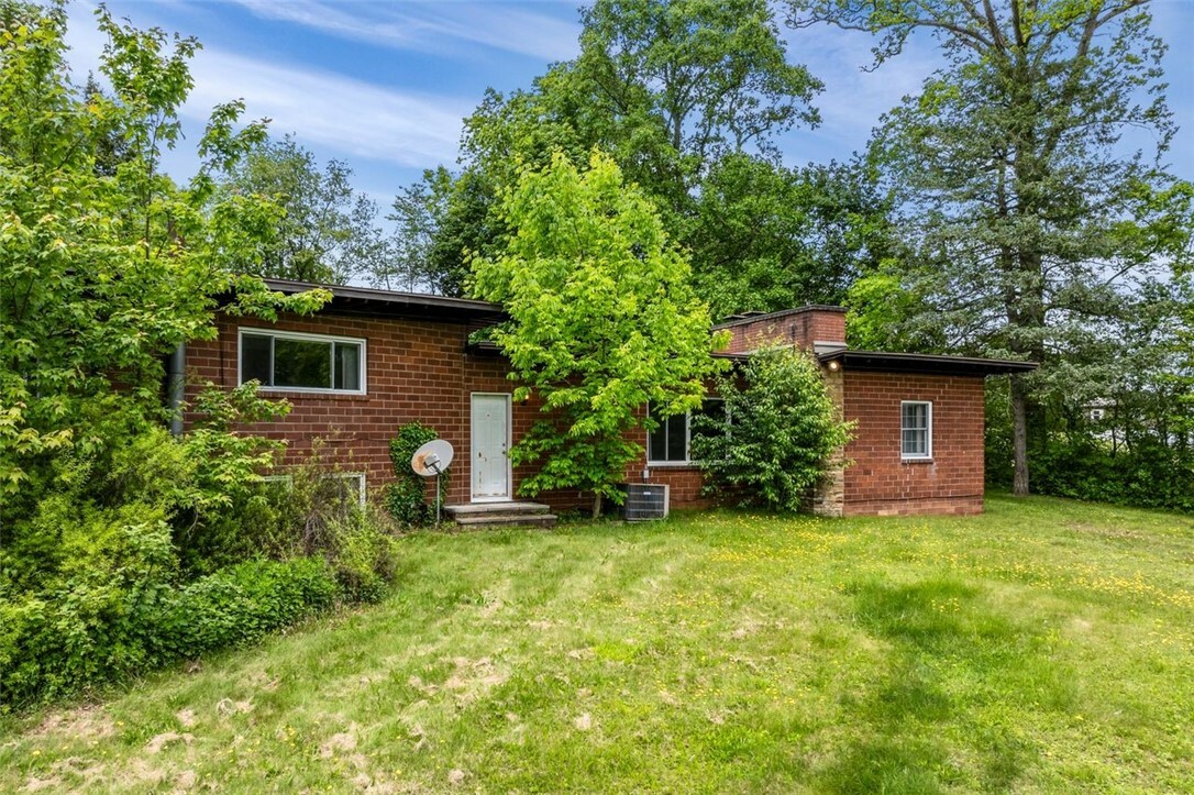 Property Photo: 388 Cottage Hill Road PA 16242