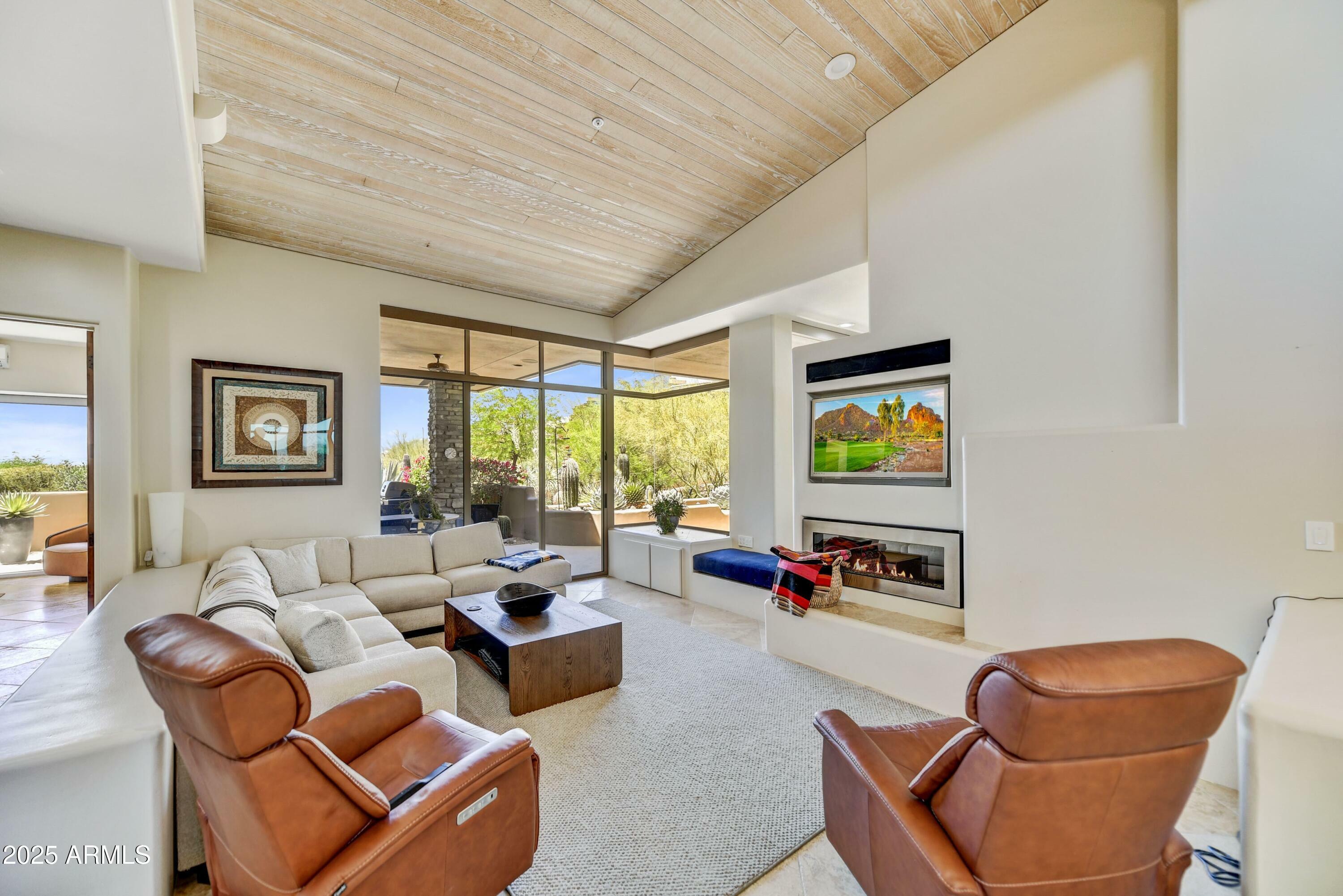 Property Photo: 39032 N 101st Way AZ 85262