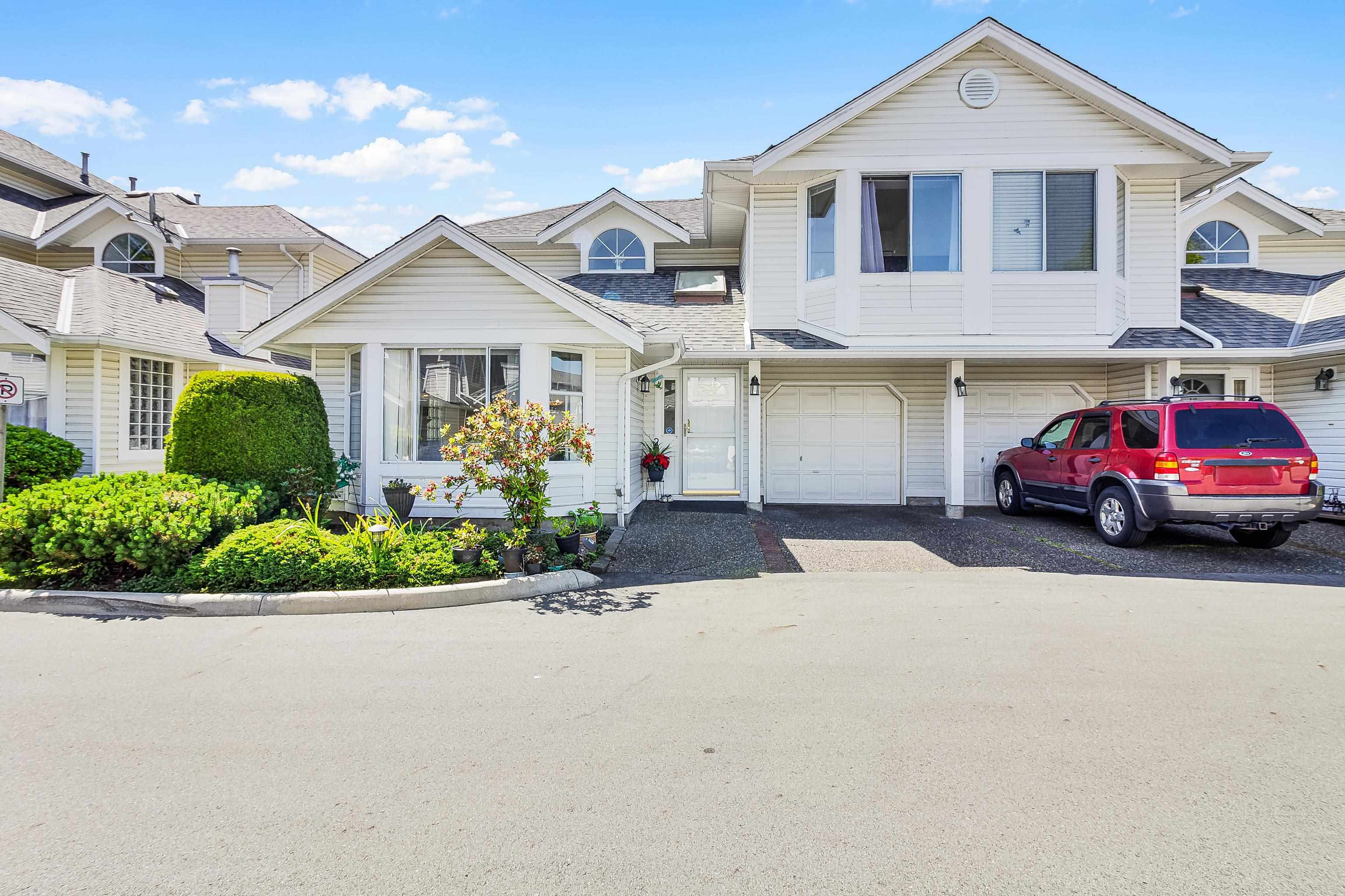 Property Photo: 7955 122 Street 19 BC V3W 4T4