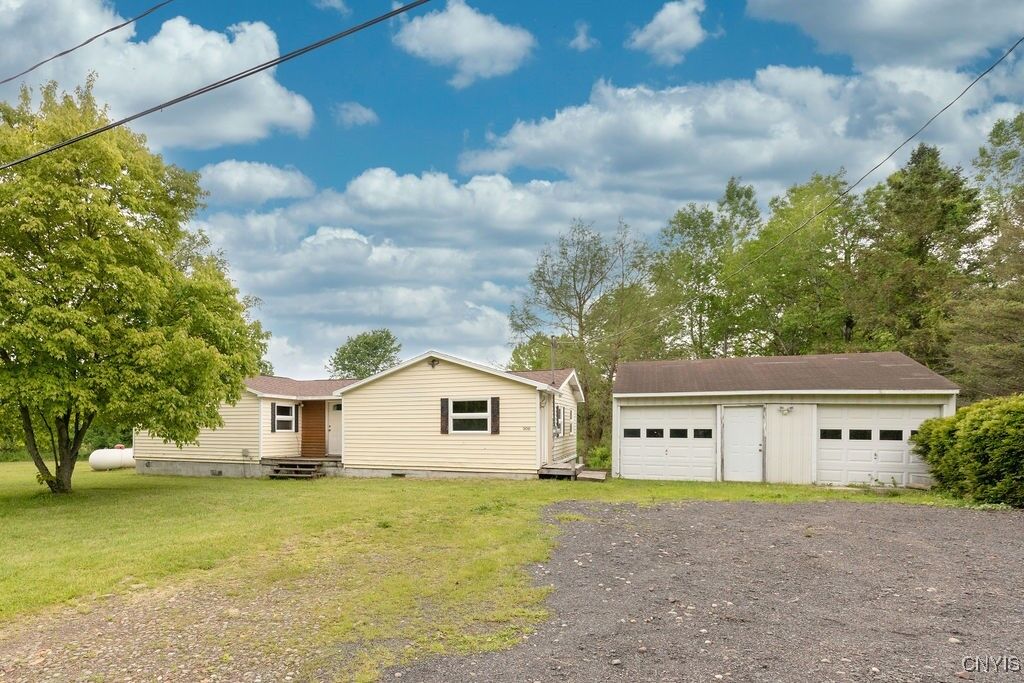 Property Photo: 308 Mullen Road NY 13069