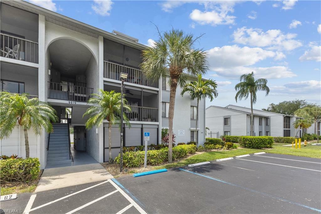 Property Photo: 9970 Sailview Ct 20 FL 33905