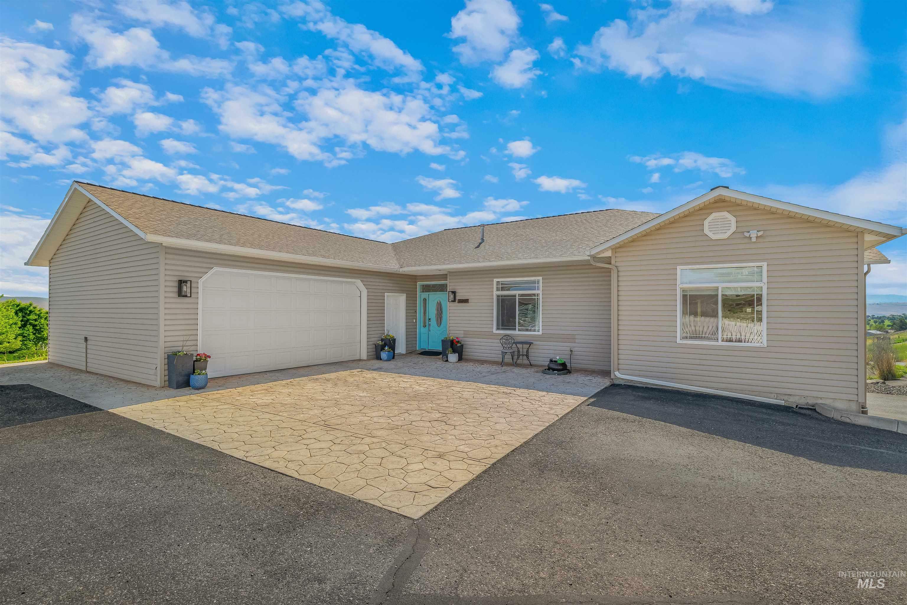 Property Photo: 2570 Reservoir Rd. WA 99403