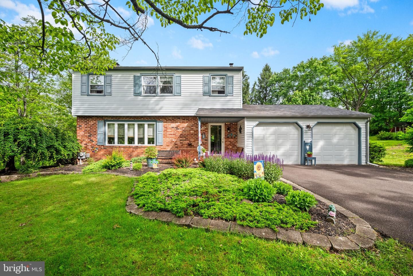 Property Photo:  1029 Brentwood Drive  PA 19465 