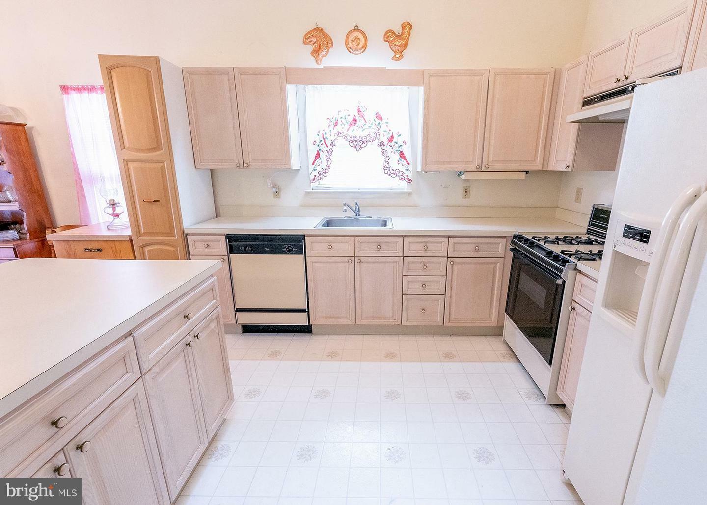 Property Photo: 101 Eagles Chase Drive NJ 08648