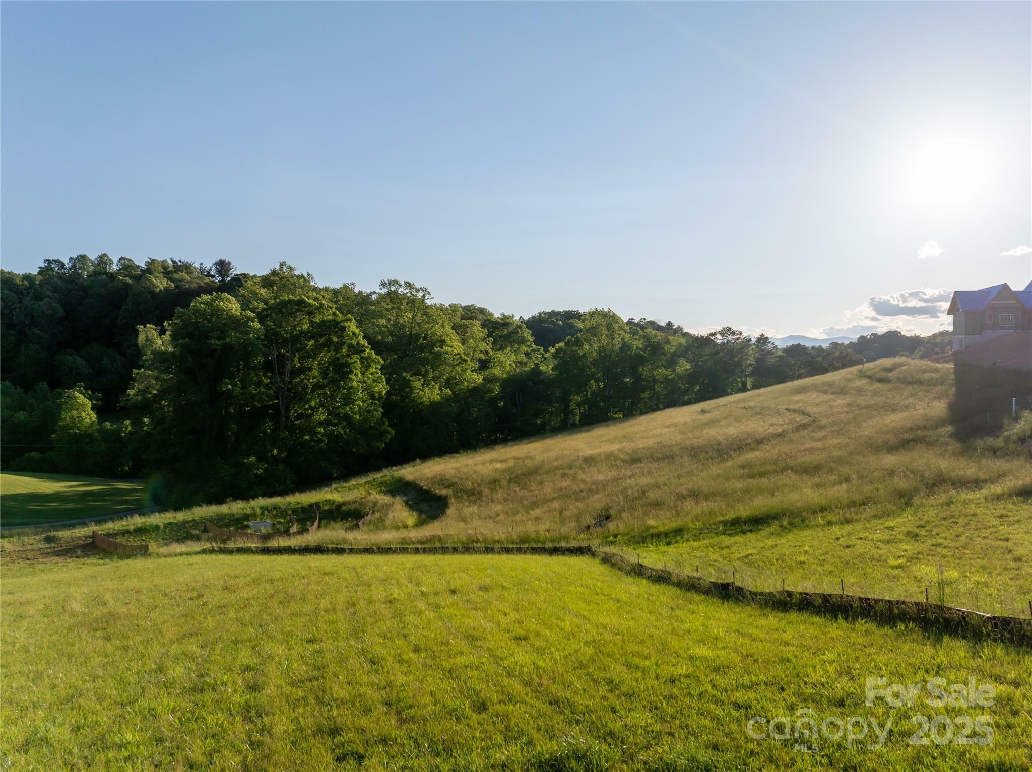 Property Photo: 124 Lilikoi Lane 93 NC 28804
