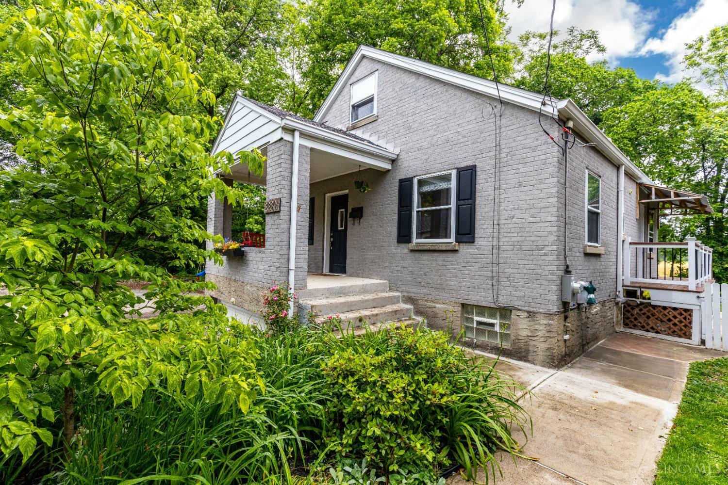 3880 Marburg Avenue  Cincinnati OH 45209 photo