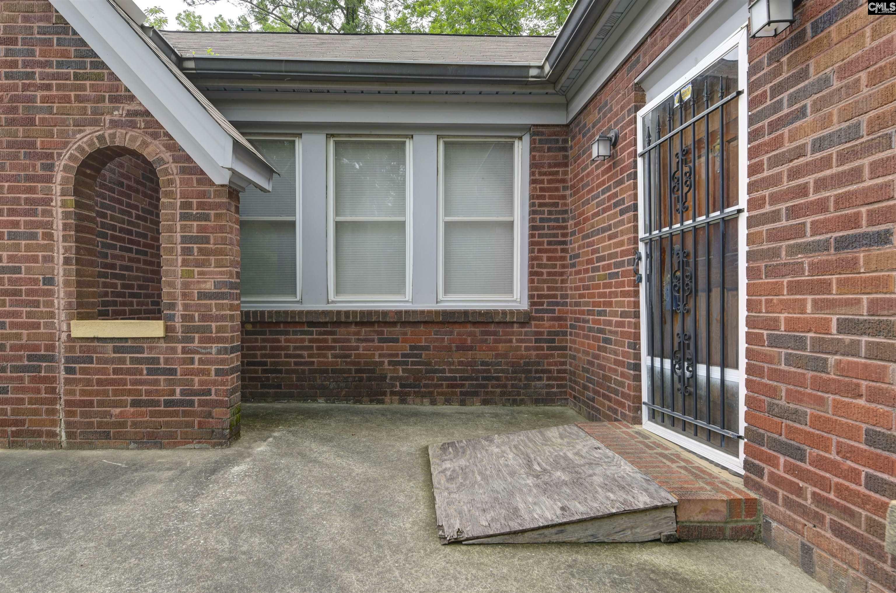 Property Photo: 709 Sunset SC 29203