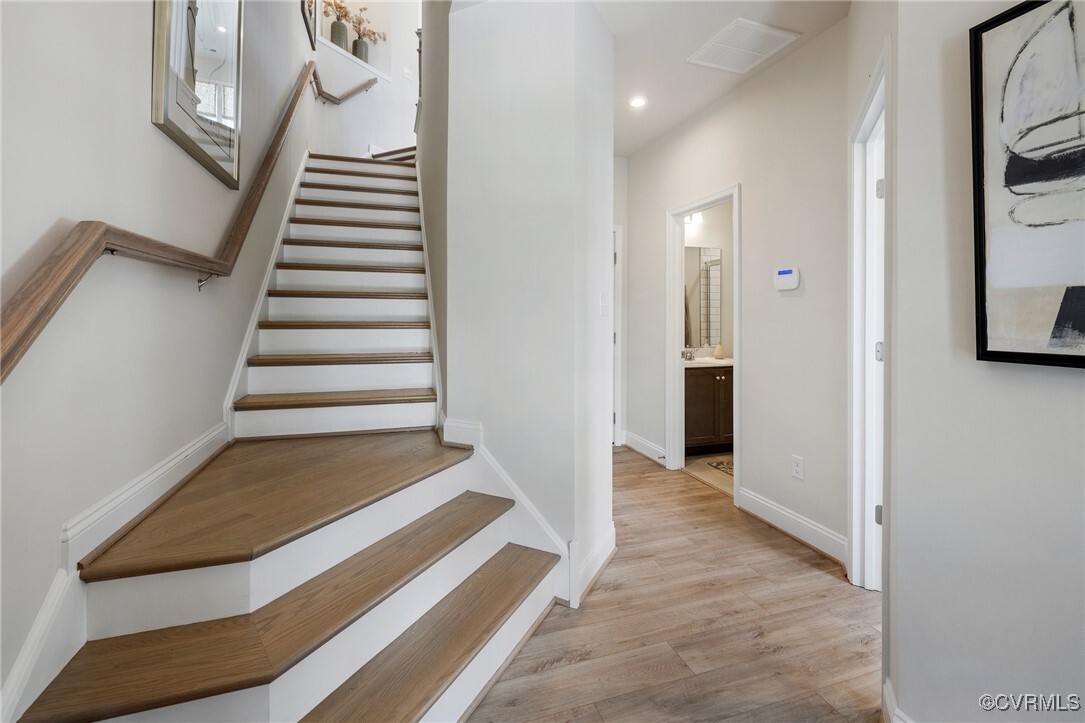 Property Photo:  5429 Gillies Creek Mews  VA 23231 