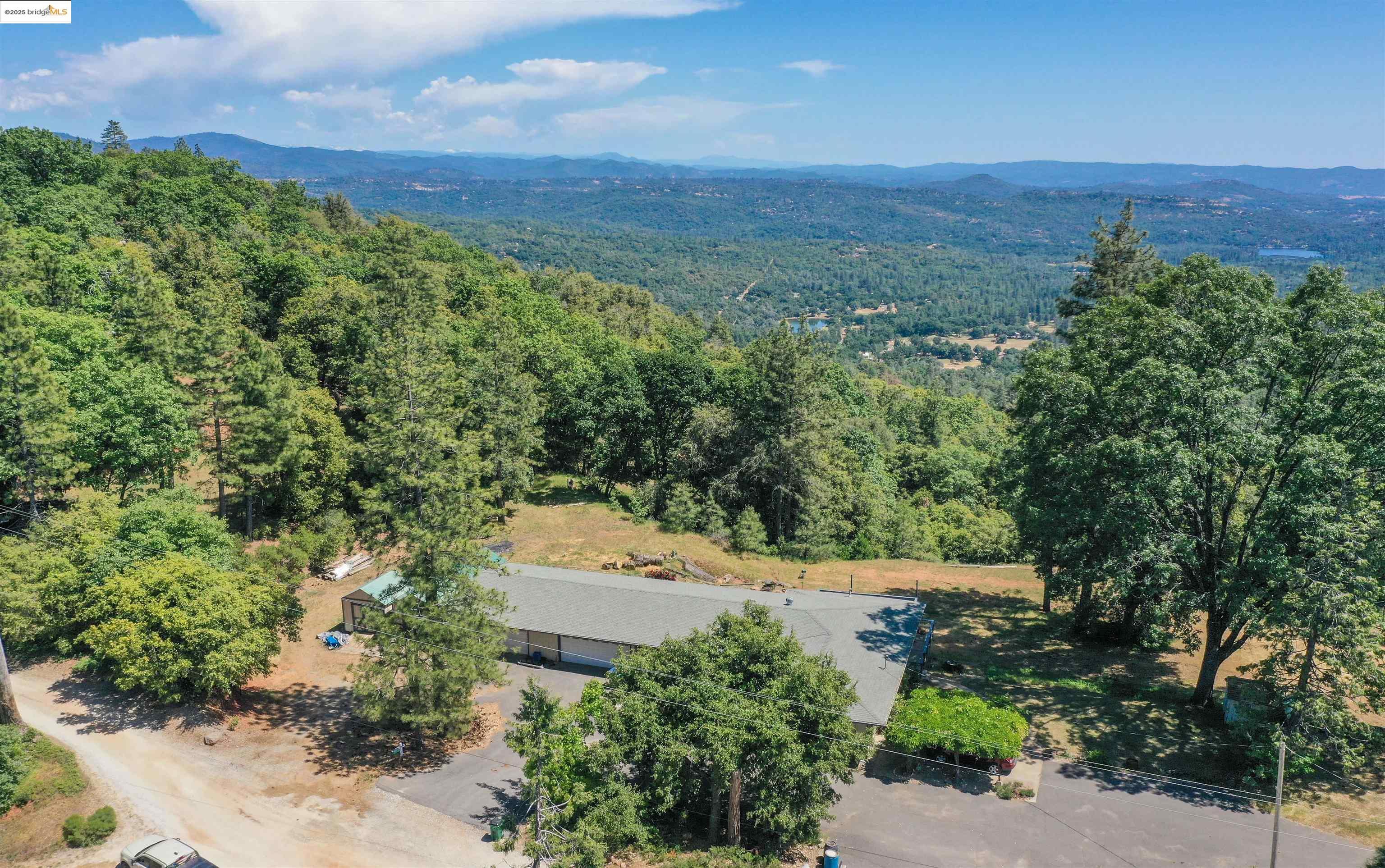 Property Photo:  13849 Northridge Rd  CA 95370 