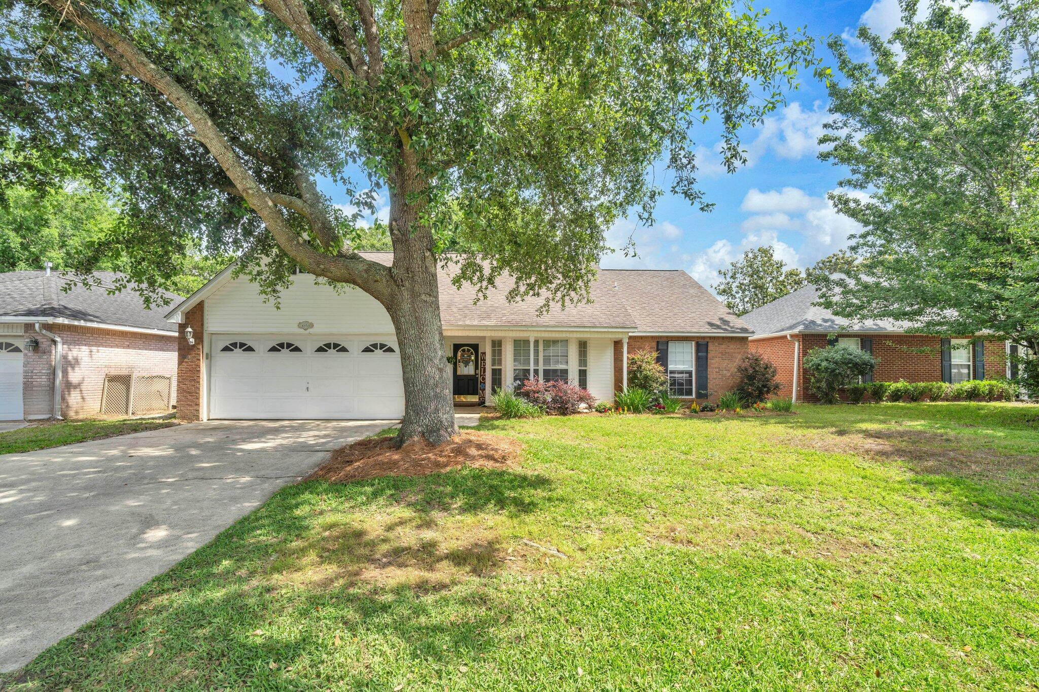 4559 Castlewood Lane  Niceville FL 32578 photo