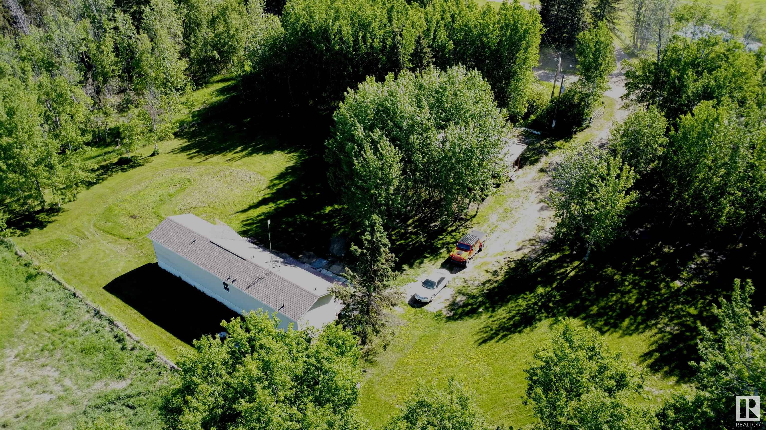 Property Photo: 58518 Rge Rd 60 AB T7N 1N3