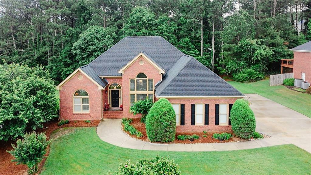 Property Photo: 8108 Greens Mill Way GA 30052