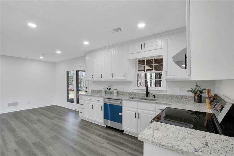 Property Photo: 5774 Forest Drive GA 30102