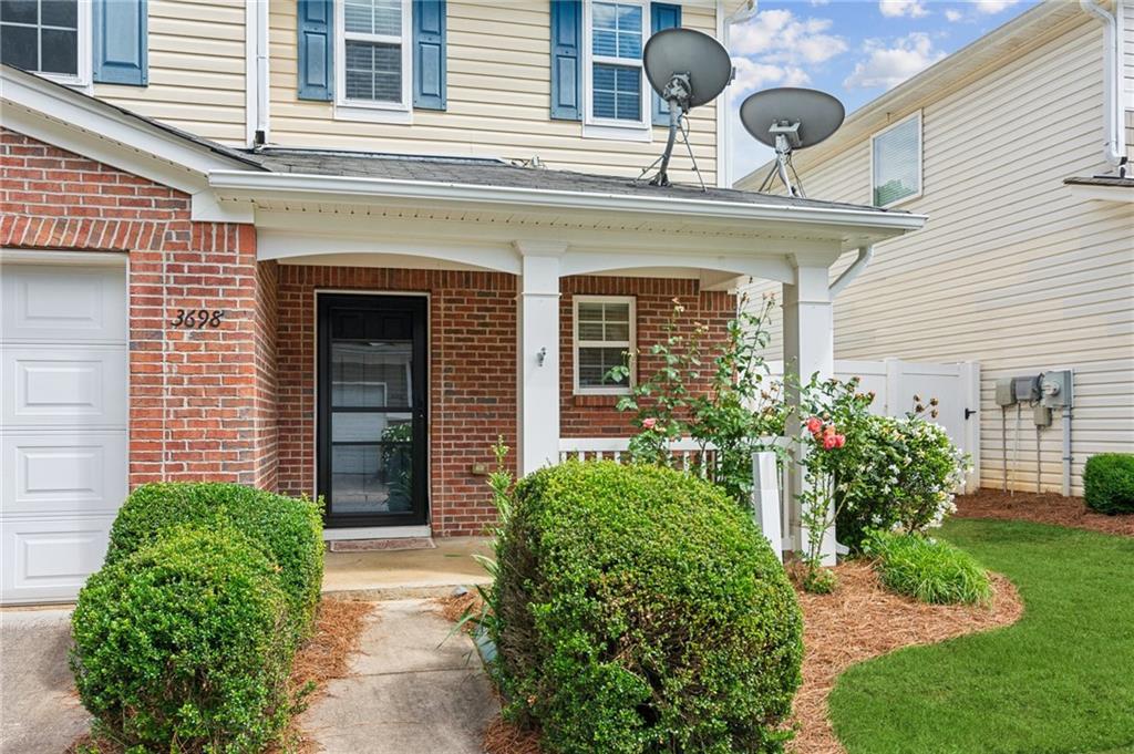 Property Photo: 3698 Roseman Landing GA 30040