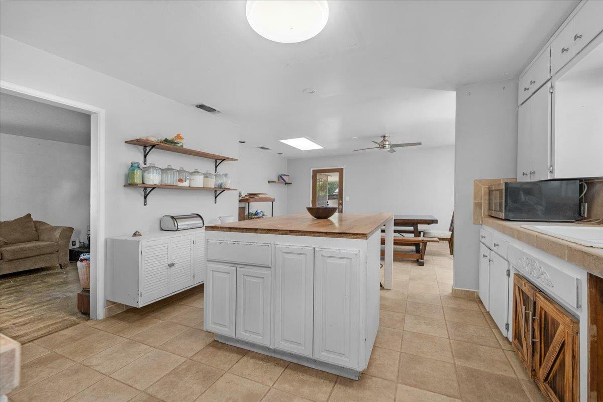 Property Photo: 5433 E Dakota Avenue CA 93727