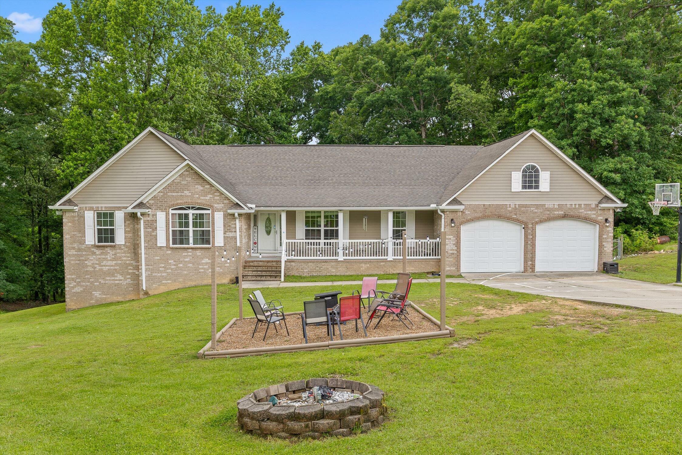 Property Photo: 273 County Road 159 AL 35958