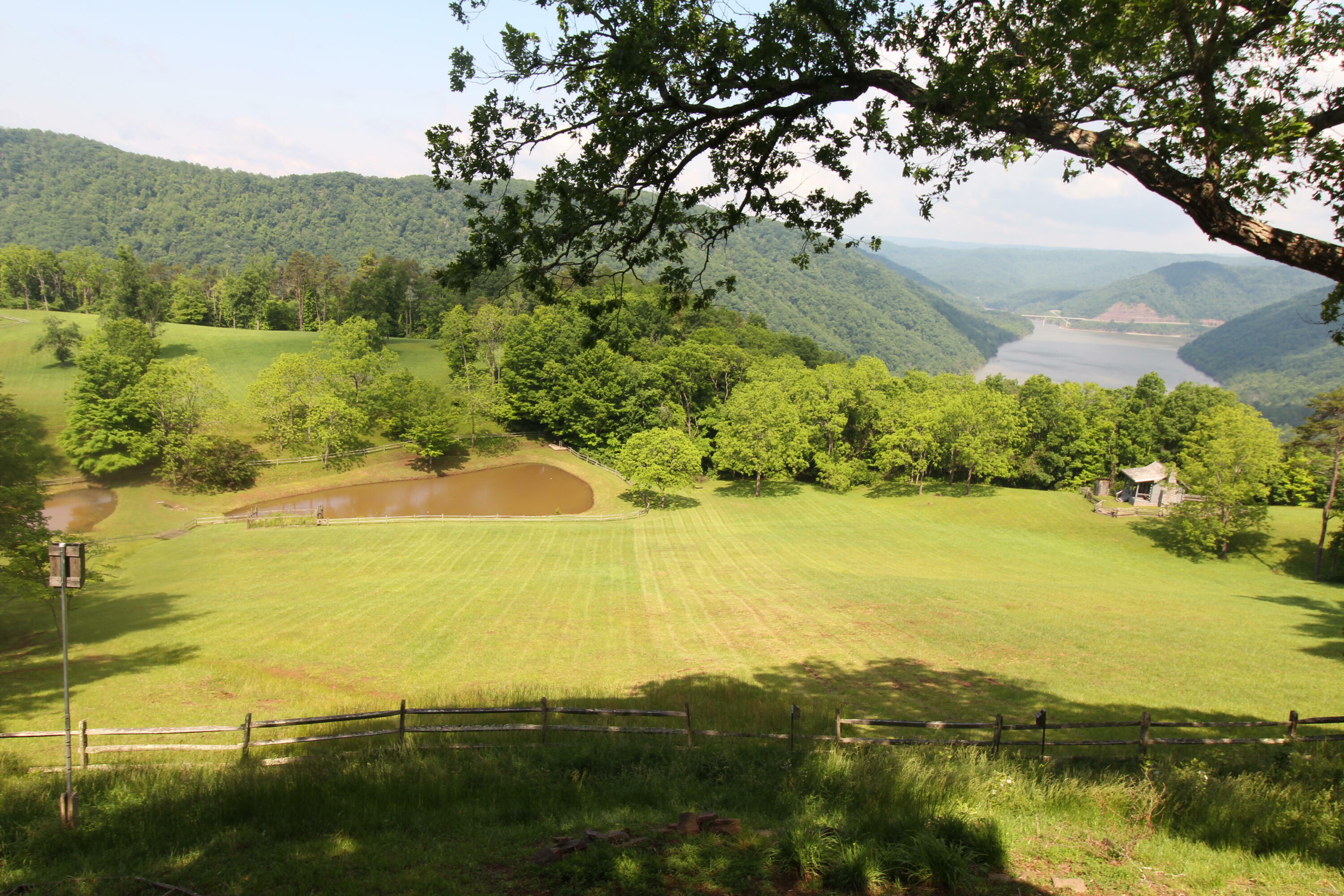 Property Photo: 1291 Bella Lakeview Trl WV 25951