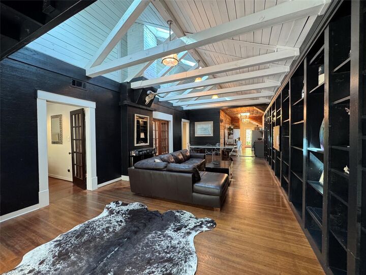 Property Photo:  4204 Stanford Street  TX 77006