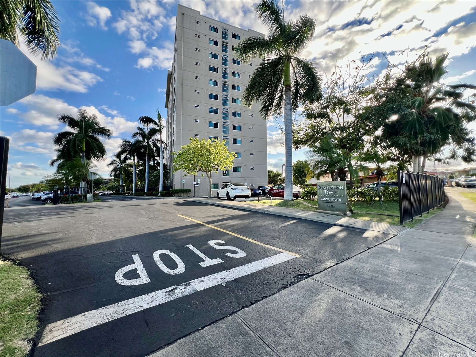 Property Photo:  94-302 Paiwa Street 201  HI 96797 