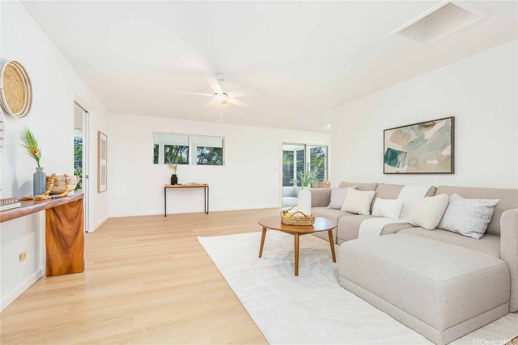 Property Photo: 252 Anapalau Street HI 96825