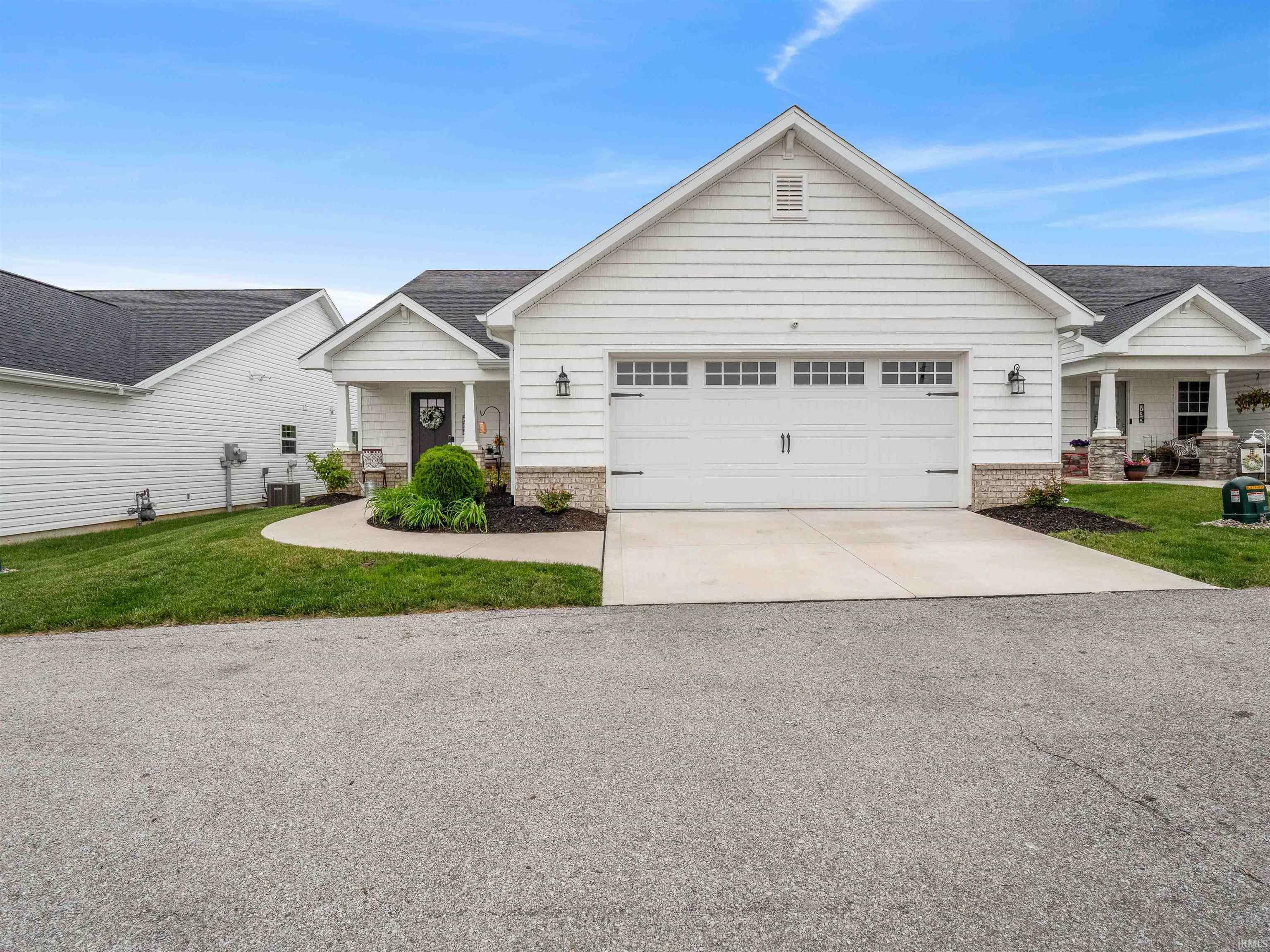Property Photo: 729 W Hamilton Road IN 46814-9204