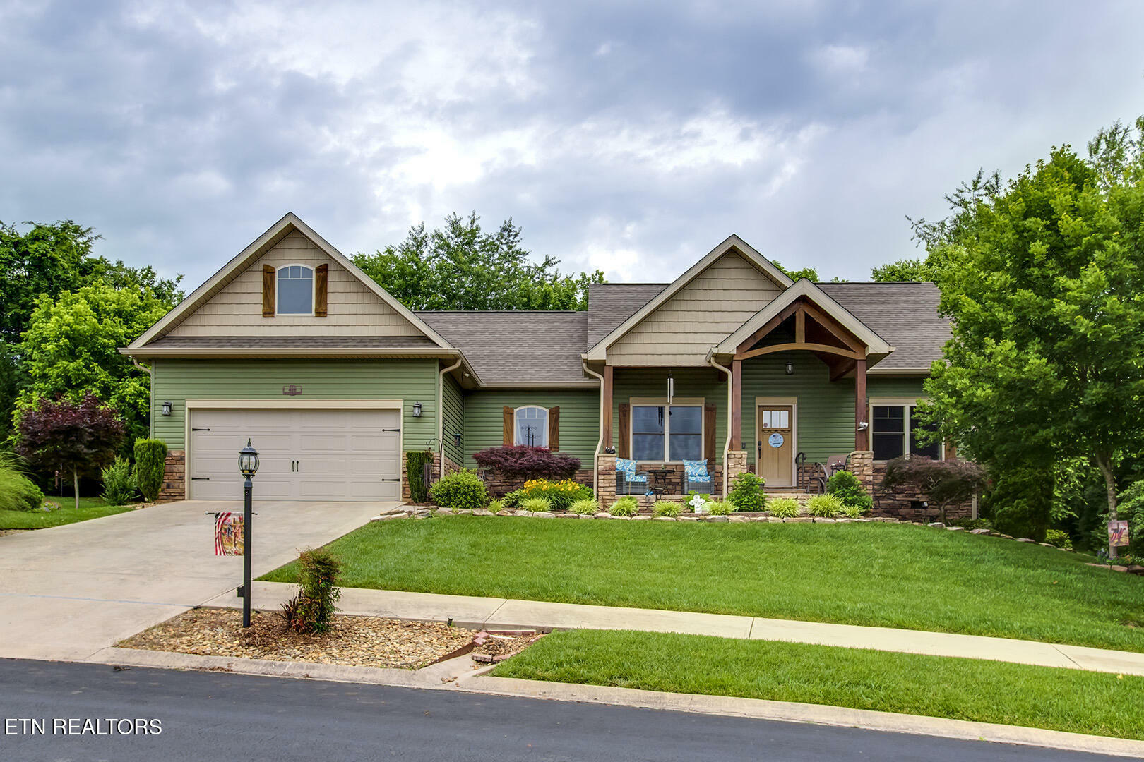 Property Photo: 418 Cheeyo Place TN 37774