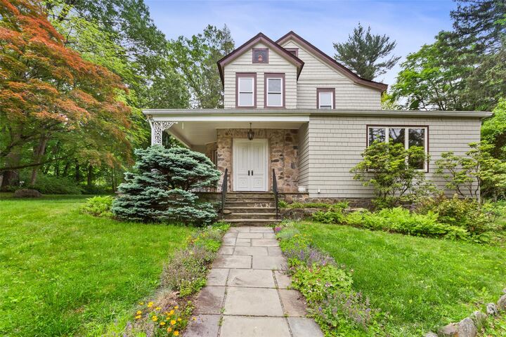 46 Walnut Street  Pleasantville NY 10570 photo