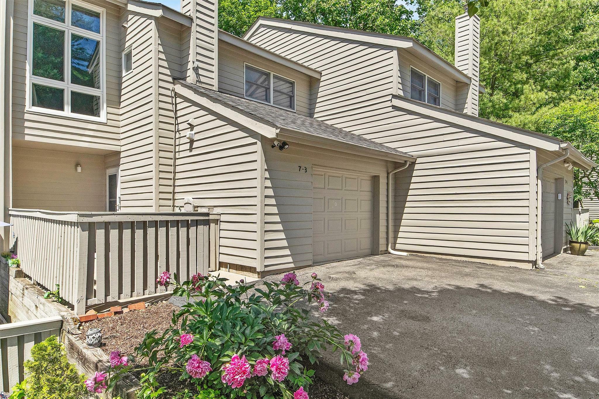 Property Photo: 7 Brooke Club Drive 3 NY 10562