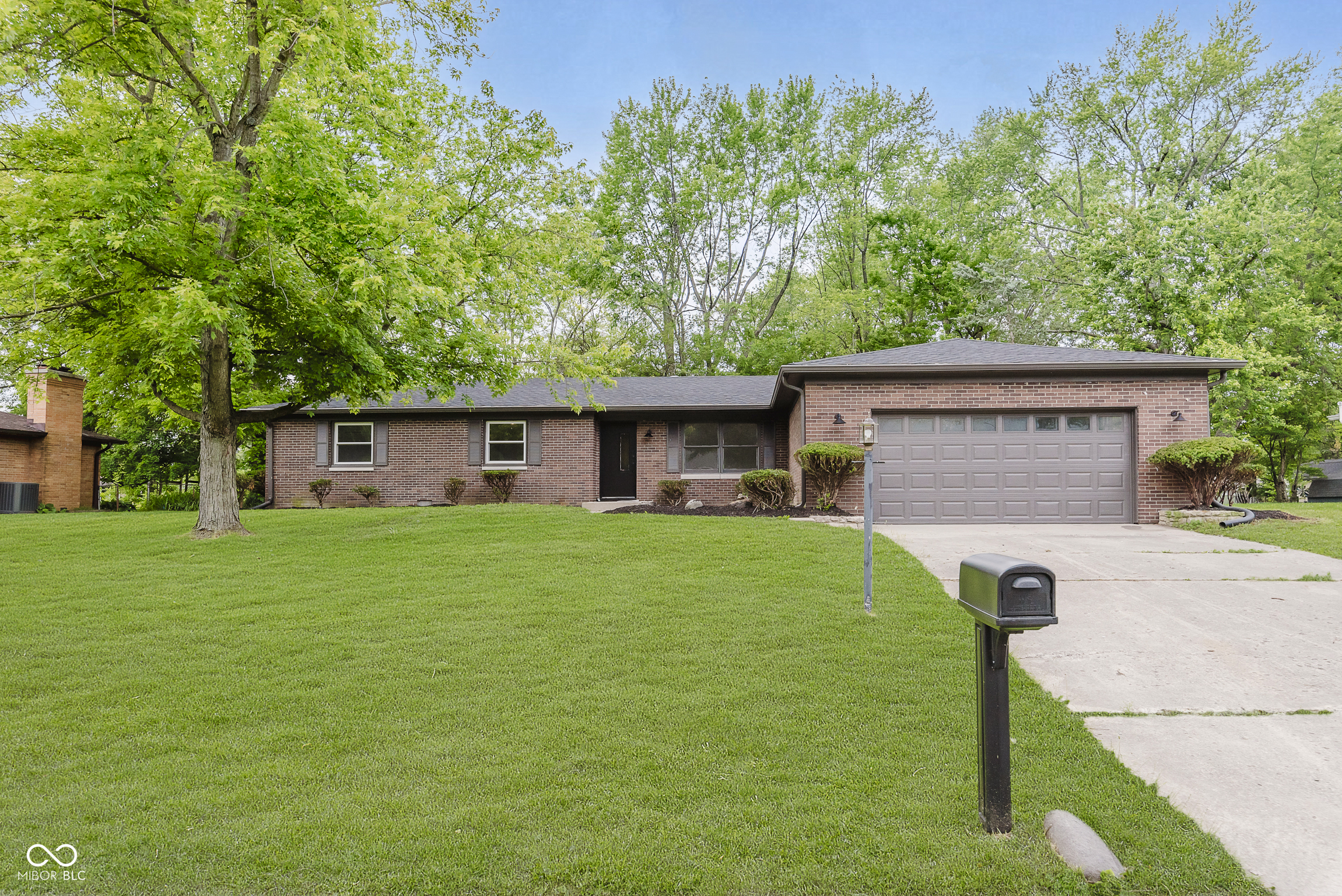 Property Photo: 5982 Melbourne Road IN 46228