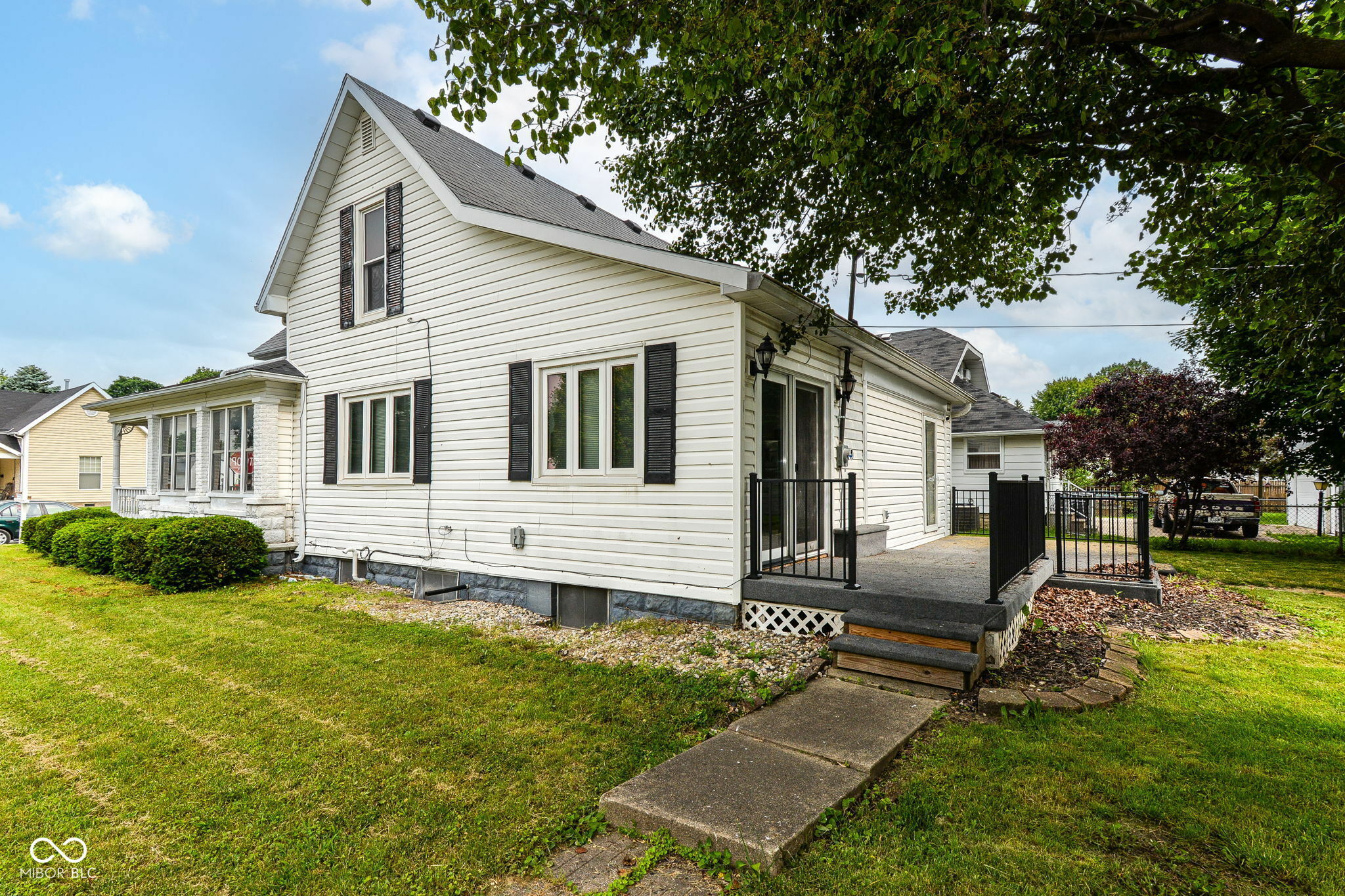 Property Photo: 201 N 11th Street IN 46036
