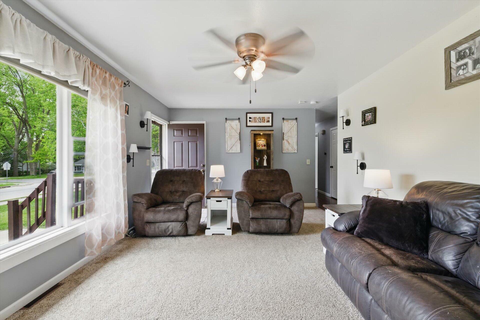 Property Photo: 1114 Wayne Rd WI 53090